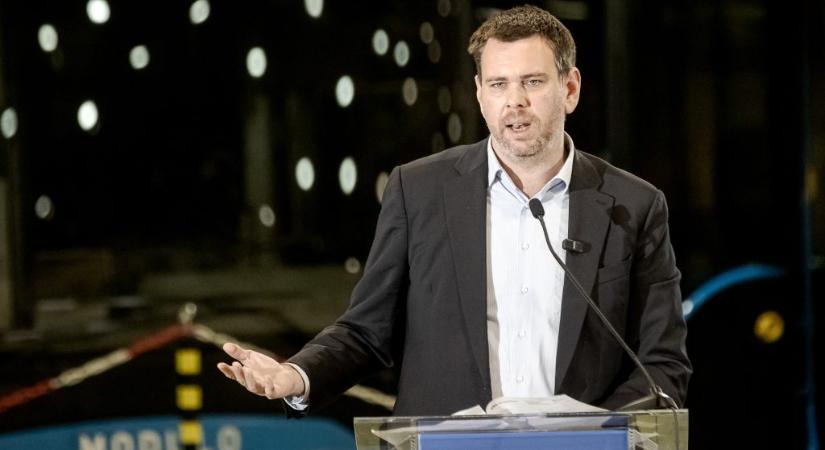 Vitézy: Ez nem egy kohómenet, hanem egy feláras távolsági vonat ma Magyarországon