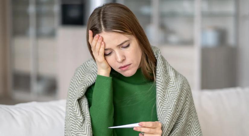 Angliában már járvány van: ezek az agyhártyagyulladás figyelmeztető jelei