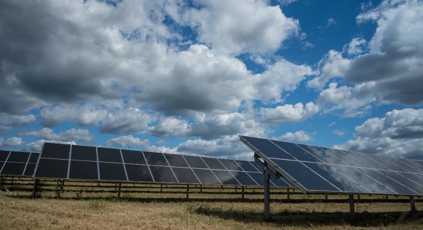 Közel négyszer többet fizetünk ugyanazért a naperőműért, mint Egyiptomban