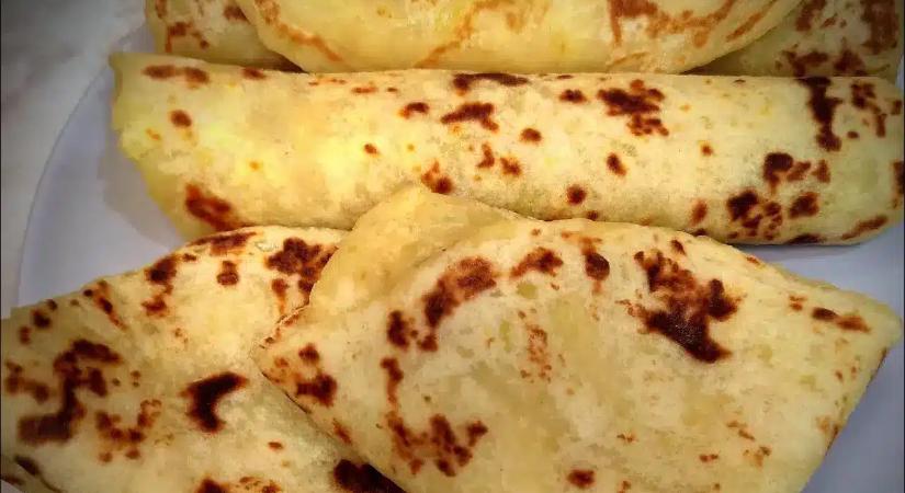 Anyósom elárulta a krumplilángos titkát: toronymagasan ez a legjobb recept, amit valaha próbáltam