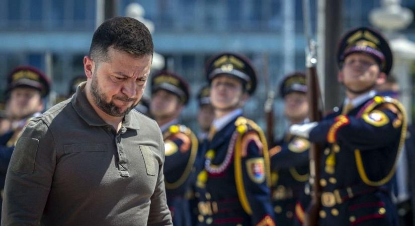 Az Egyesült Államokból kapott nagyon rossz hírt Zelenszkij: évtizedes háborúra készülhet Ukrajna