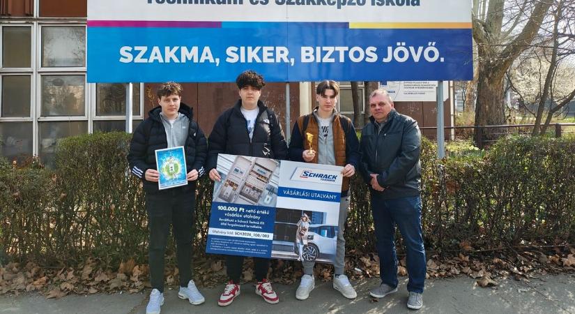 A kreativitás és a tudás dobogóján a Dunaferr iskola csapata