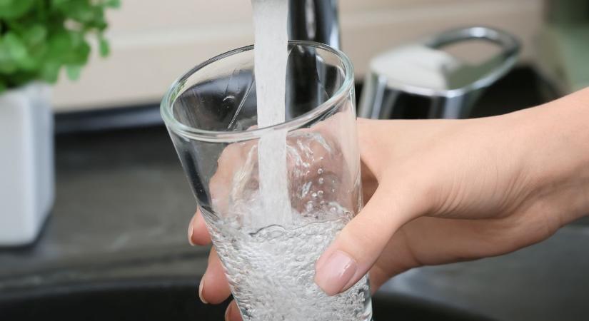 Nem a víz a legjobb szomjoltó: A kutatók egy váratlan győztest jelöltek