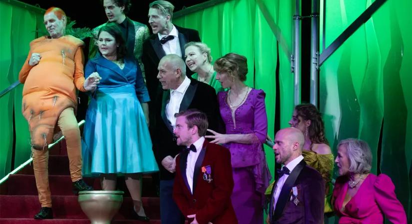 Receptre írnám fel ezt az előadást minden választópolgárnak