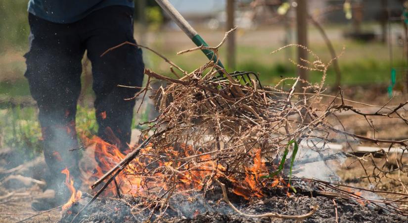 Új szabályt alkottak a tűzgyújtásra, így lehet égetni idéntől