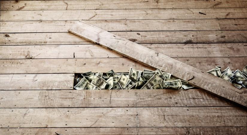 Felszaporodtak a NER rejtett vagyonlerakói, miközben a magyar gazdaság vergődött