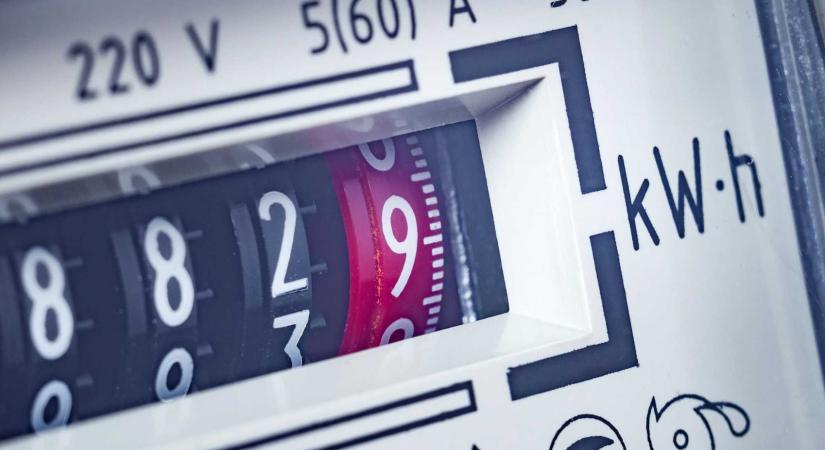 Terv: telefonos értesítésben figyelmeztetnek, ha túl sok áramot fogyasztunk