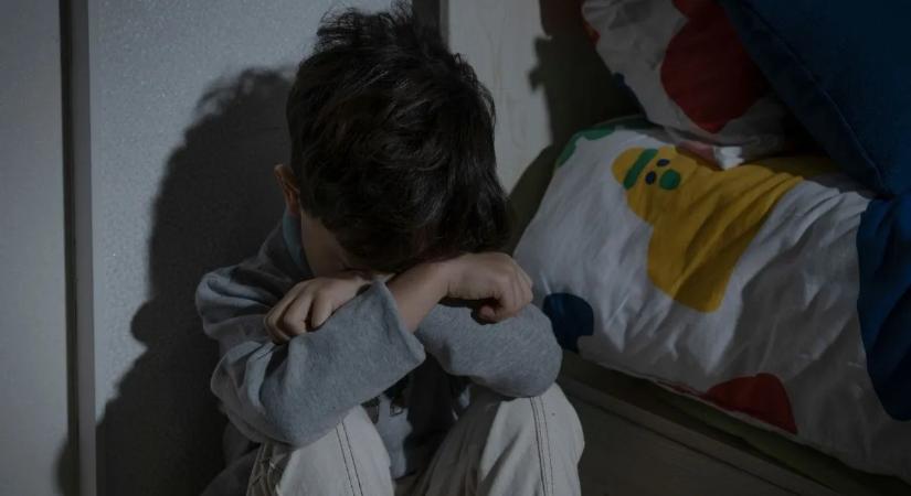 Egy USA-ban körözött pedofil férfit fogtak el Győrben