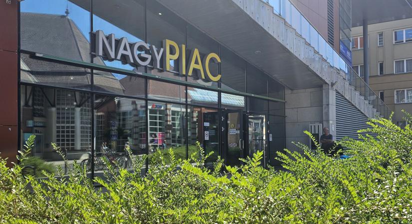 Minden van a debreceni piacon, csak pénz legyen