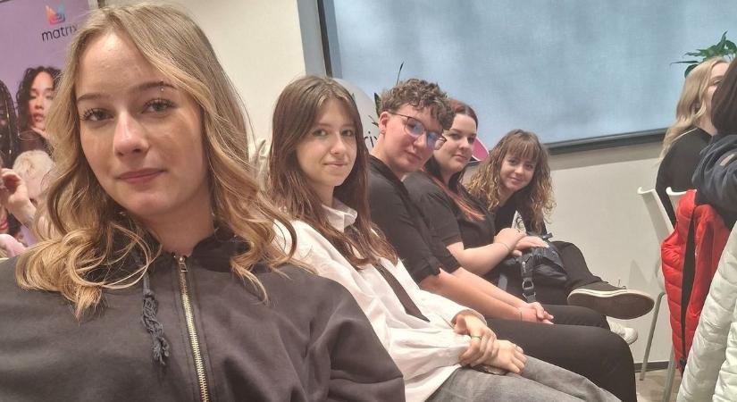 Szakmai élmények: belőlük válhatnak a következő fodrász generáció mesterei