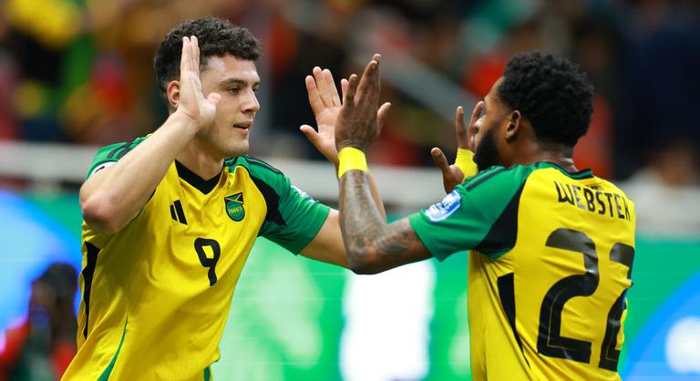 Bolívia és Jamaica egyetlen lépésre került a labdarúgó-világbajnokságtól