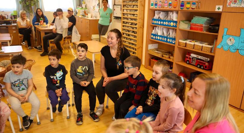 Szekszárdi ovisoknál tanulnak a német hallgatók – mutatjuk, miért (galéria és videó)