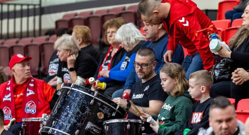 Súlyos sérülés sokkolta a Kisvárdát: keresztszalag-szakadás miatt dőlt ki a fiatal tehetség