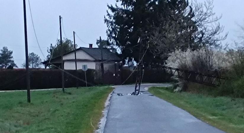 Továbbra is pusztít a szél Zalában – havária helyzetet jelentett az E.ON, folyamatosak az áramszünetek