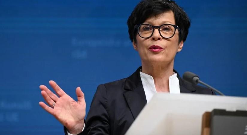 Kos szerint nem valószínű Ukrajna 2027-es EU-csatlakozása