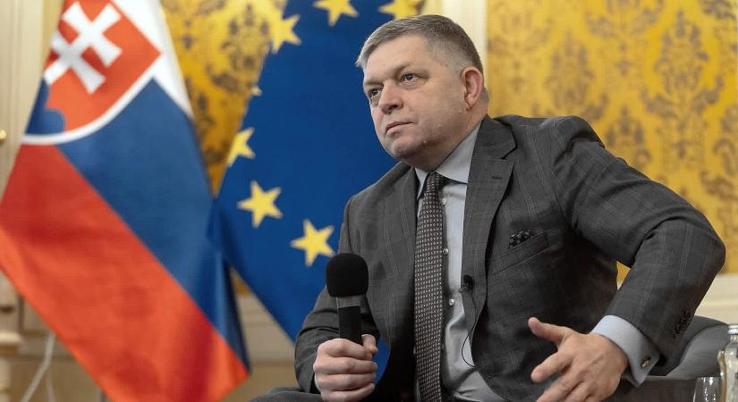 A szlovákiai ukránbarát liberális ellenzék hazaárulás miatt feljelentette Robert Ficót