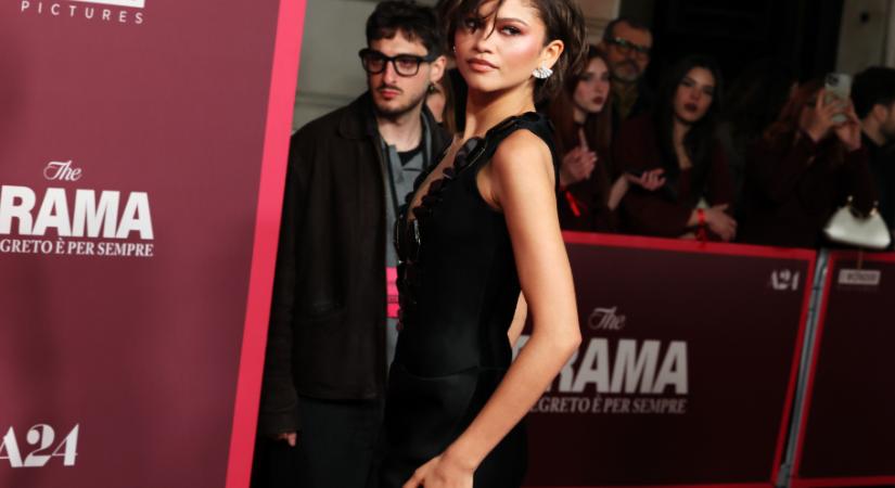 Zendaya házassági tanácsokat osztogat anélkül, hogy elárulná, tényleg házas-e