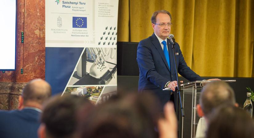 Több milliárdos fejlesztés zárult le a Pécsi Tudományegyetemen