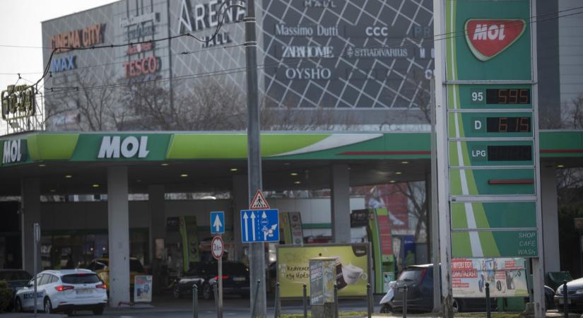 Tényleg a magyar védett árakon a legolcsóbb a tankolás? Csúnya világ jöhet az árstop után: ez mindenkinek fájni fog