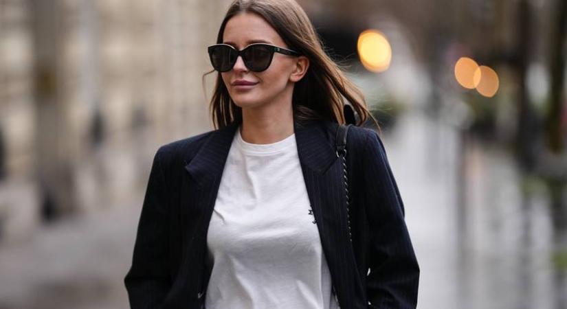 Az egyik legolcsóbb ruhadarab divatos szettek alapja lehet: variációk egyszerű pólóval