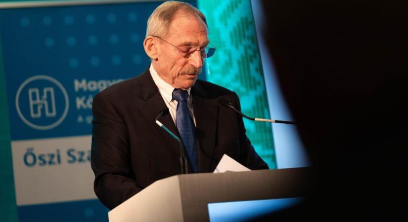 Pintér Sándor: 8000 lakásban nincs fűtés Szombathelyen