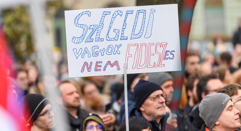 Választás 2026: Csongrád-Csanád a világítótorony a narancs ködben