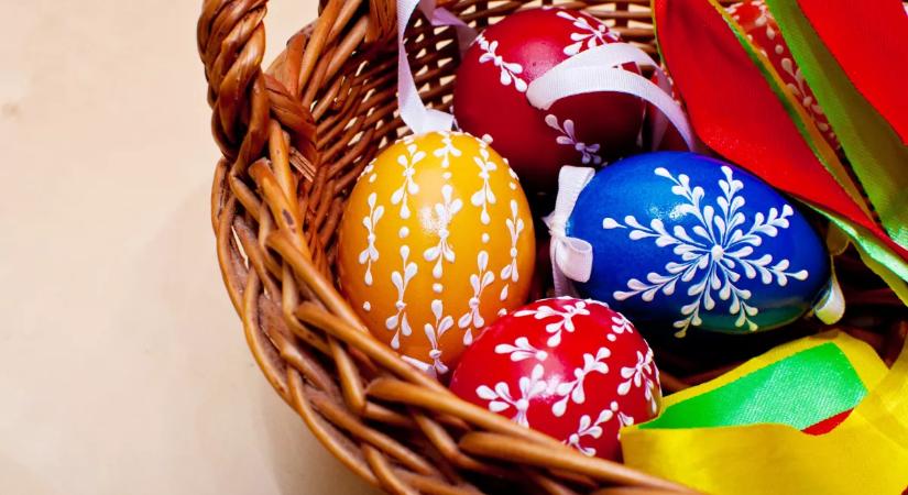 Leselkedő veszélyek: 3 dologra mindenkinek figyelnie kell a színes tojások vásárlásakor