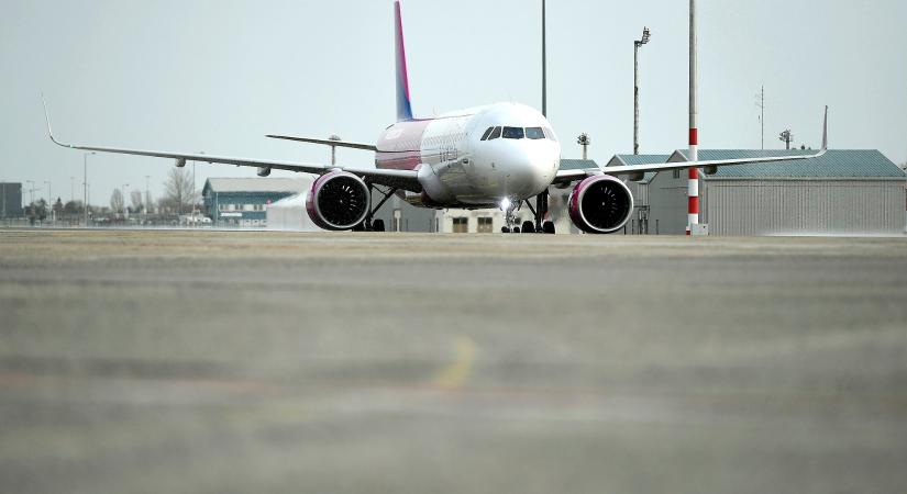 Célkeresztbe került a Wizz Air: újabb vizsgálatot indított a GVH