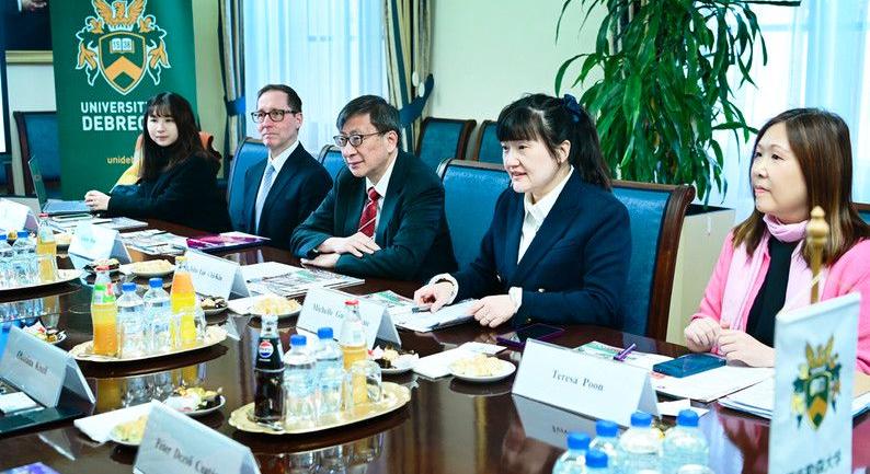 Létrejött a Debrecen-Hongkong kapcsolat