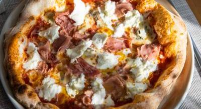 Pizza fél áron, közösségi élménnyel – Új lendületet hoz a Pizza Social Club Budapestre