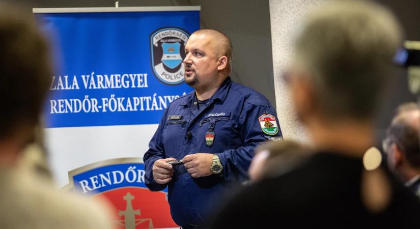 Embert próbáló munka, hűséges társ: egy holttestkereső története