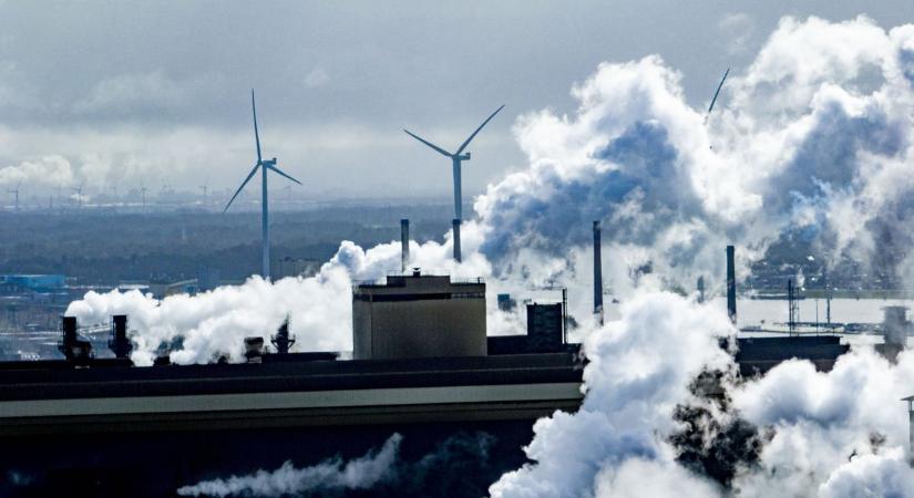 Európa kezd pánikba esni, miközben egyre többen követik Magyarország példáját