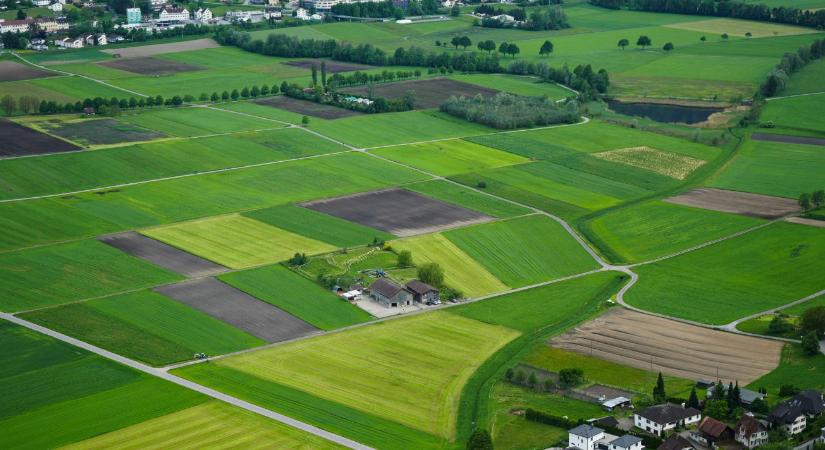 Agrárjog gazdáknak: ezek a leggyakoribb hibák a termőföld adásvételi szerződések megkötése során