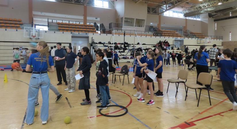 Különleges sportágak Vásárhelyen: több mint 300 diák fedezte fel az új mozgásokat