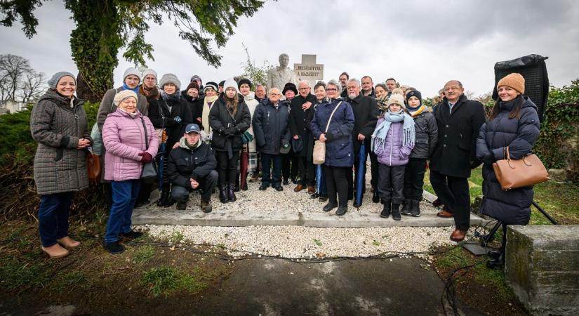 Újraállították a vörösterror soproni mártírjainak emlékművét - Képgaléria