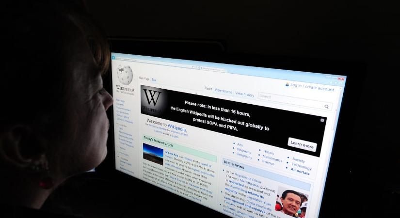 Lecsapott a Wikipédia, élesedett egy komoly tiltás