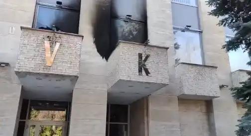 Molotov-koktélos támadás érte a prágai Orosz Házat