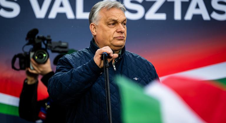 Orbán Viktor: Vállalom, hogy újabb négy év után a gyermekes családok nem élhetnek rosszabbul, mint a gyermektelenek