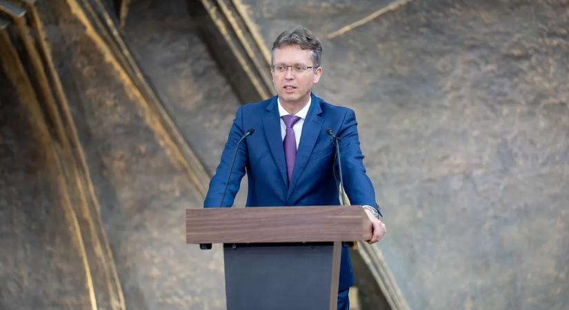 „A nemzetmentés minden pillanatában itt vagyunk” – Hankó Balázs Beregszászon