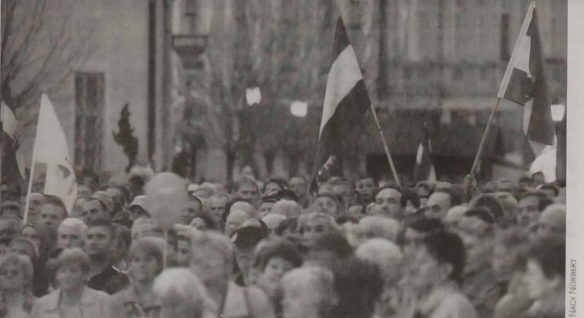 Múltidéző: Orbán Viktor „hazajött” Fehérvárra, meglepő képviselőjelölt a mikrofon mögött!