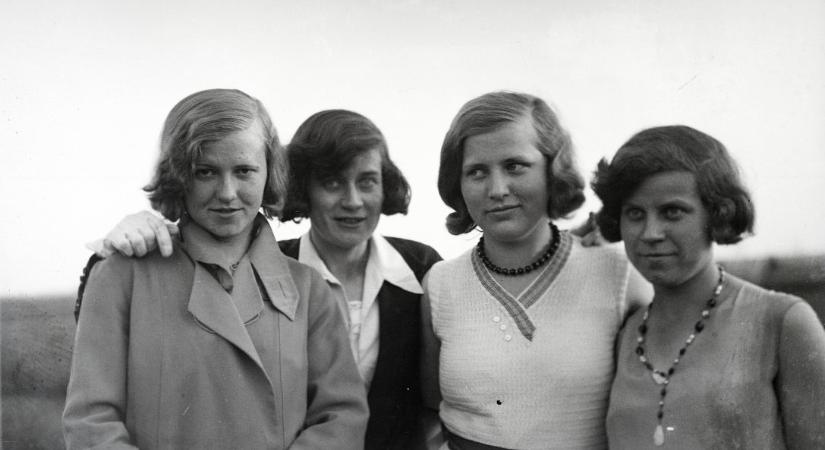 A komatáltól a playlistig: hogyan hagy nyomot a barátság?