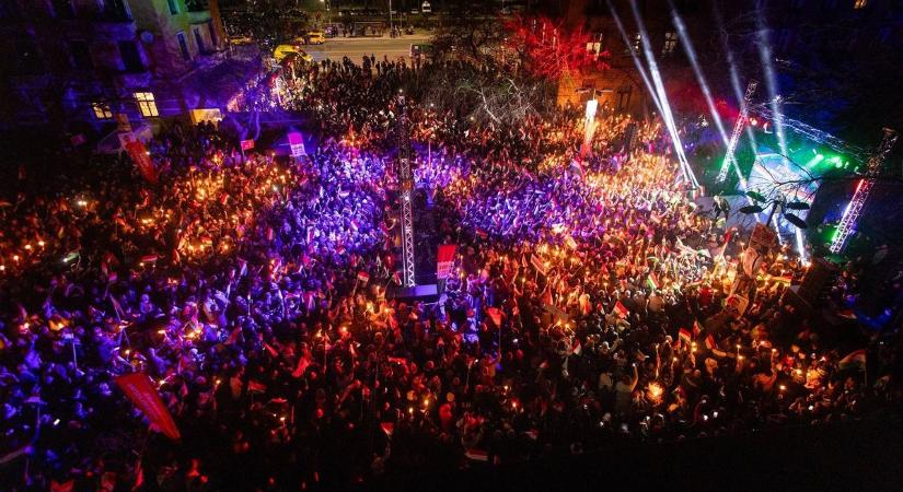 Orbán Viktor duplázik, Veszprém után Győrben lép színpadra – Kövesse nálunk élőben! (Videó)