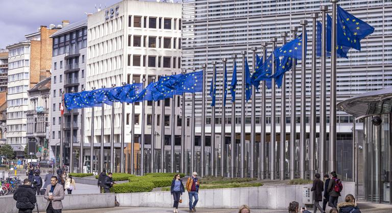 Szigorítana az EU a biztonsági előírásain a lehallgatási botrányok miatt