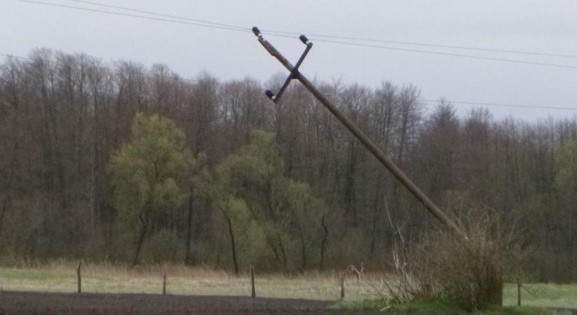 Áramszünetek Vasban: vihar tépi szét a hálózatot, de a szakemberek dolgoznak az elhárításon