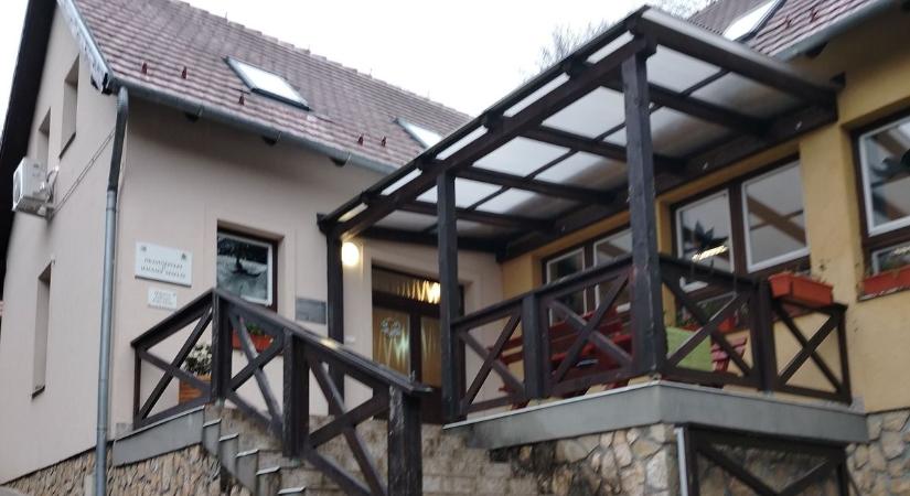 A Téry Ödön program keretében megújult a Hubertus erdei iskola