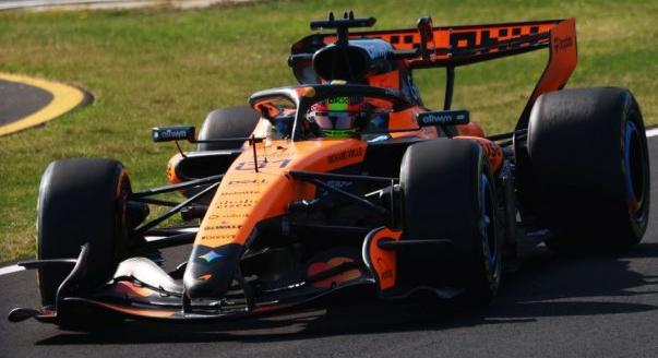 A McLaren kezdett az élen Suzukában – pénteki F1-es hírek és sztorik Hamiltonnak ma nem tetszik a 2026-os F1