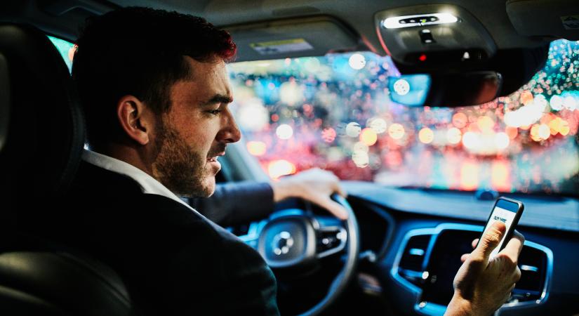 Már nem a gyorshajtás a fő baleseti ok a magyar utakon: ezzel a veszéllyel sokan nem számolnak