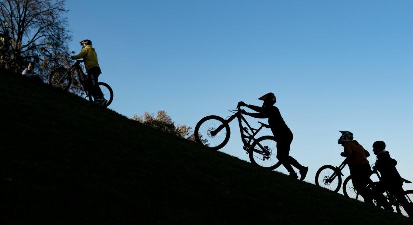 Milliárd dolláros ígéretek, kiábrándító mutatók: küszködik a Flare XRP DeFi ökoszisztémája