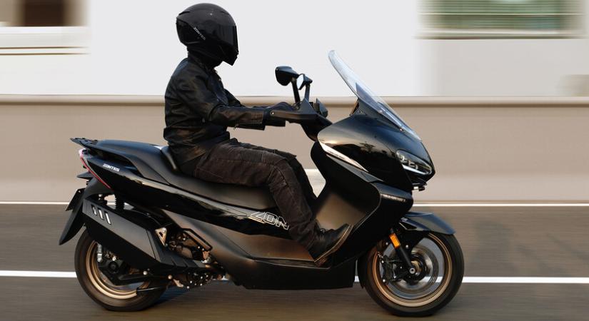 Új abroncsok ingázómotorokhoz - A robogók is megérdemlik a prémium minőségű gumit