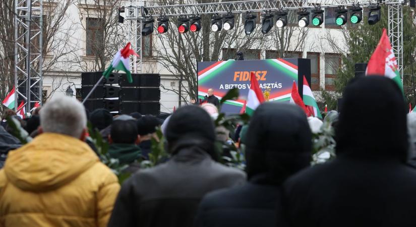 Navracsics Tibor: A háború és a béke között kell választanunk április 12-én